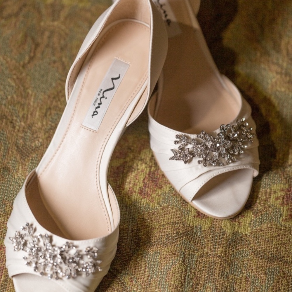 Silk wedges